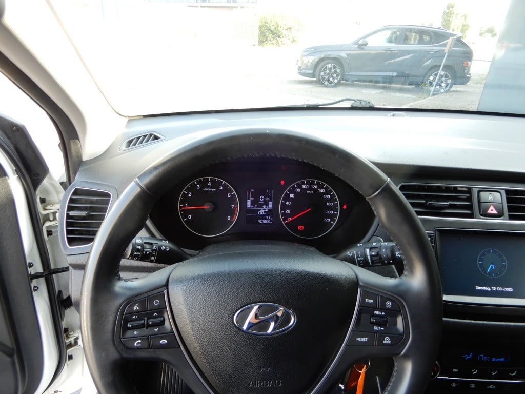 Hyundai I 20 1.0 t-gdi comfort | nl-auto | 1e eigenaar | navigatie | apple/