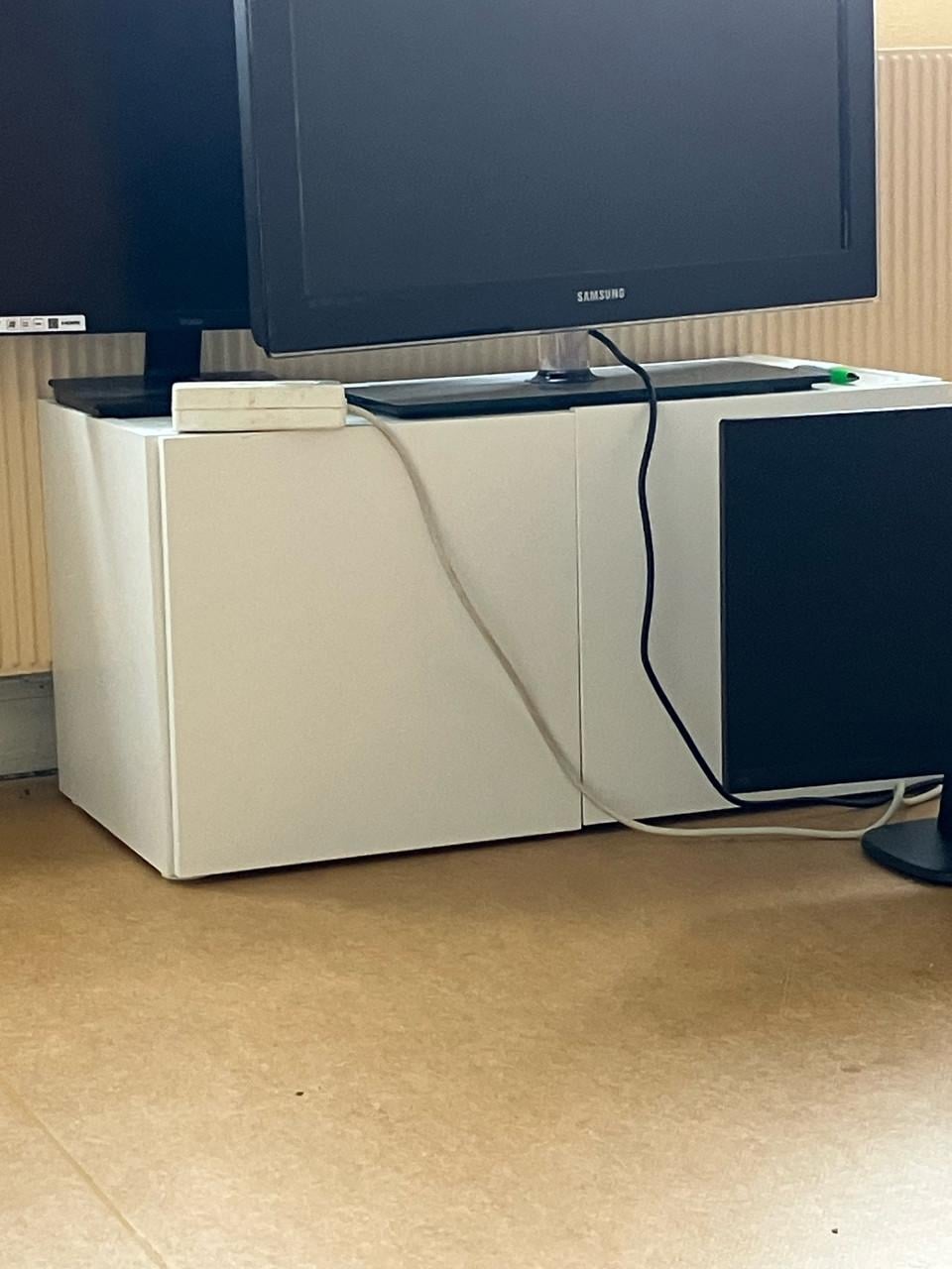 Vier leuke ikea kastjes leg en hang