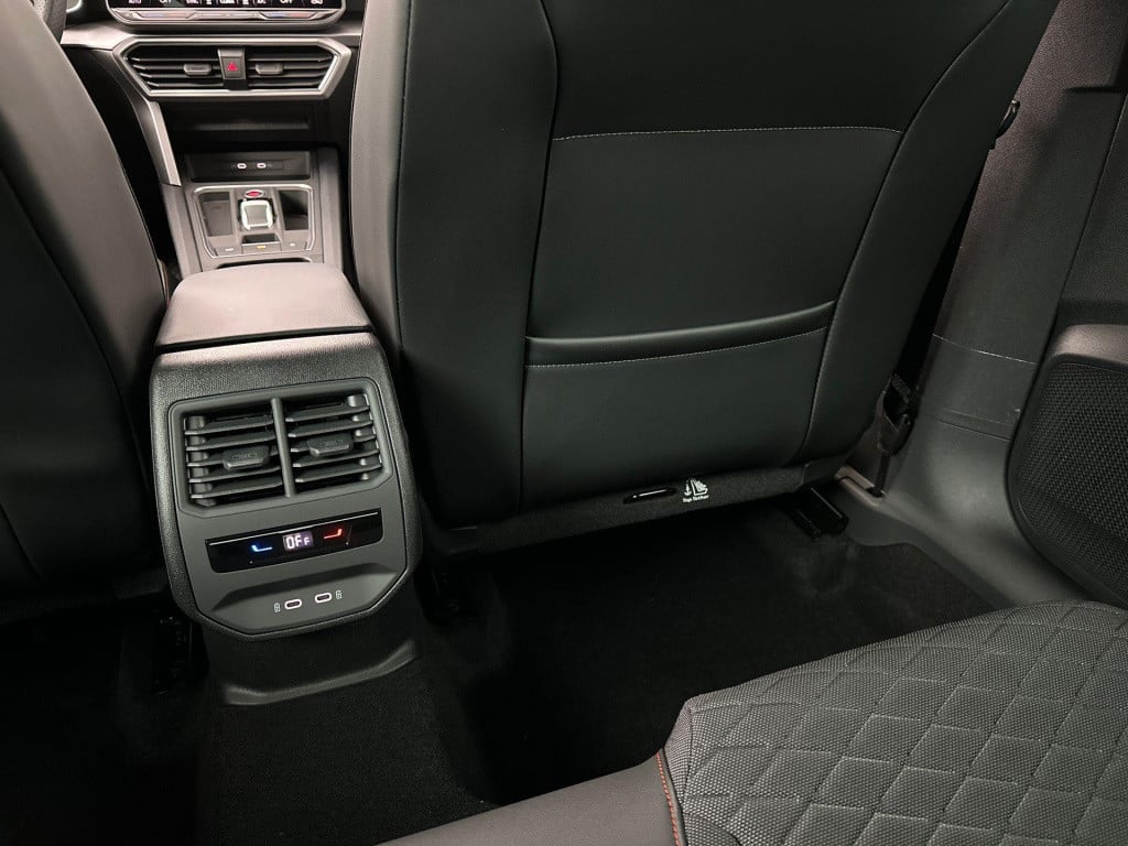 Seat Leon sportstourer fr phev first edition 1.5 tsi ehybrid 150kw / 204p