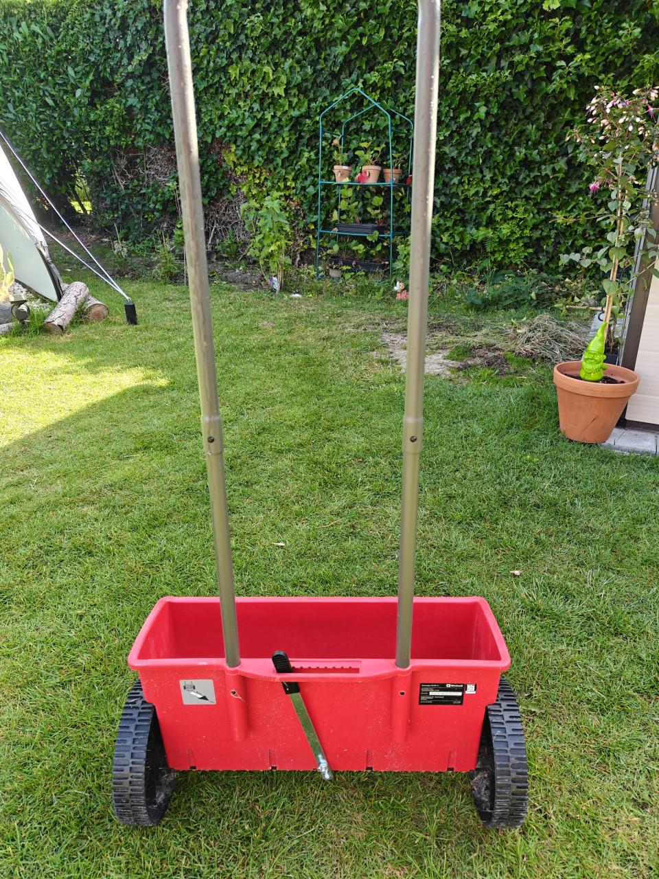 Strooiwagen Einhell