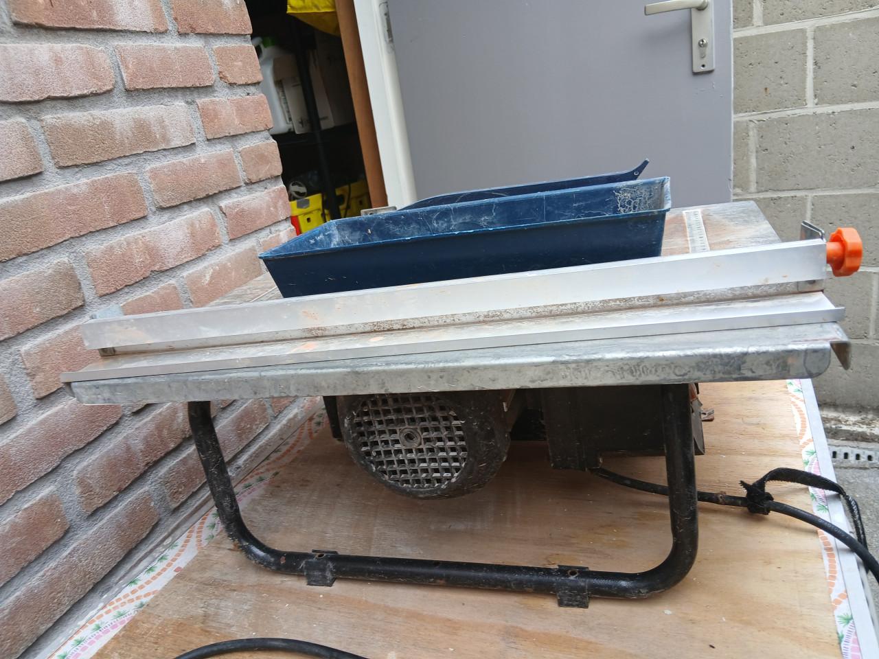 Tegelsnijder tafelmodel merk Ferm
