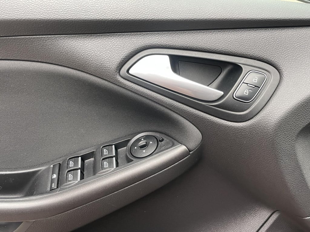 Ford Focus 1.0 ecoboost 74kw 5d