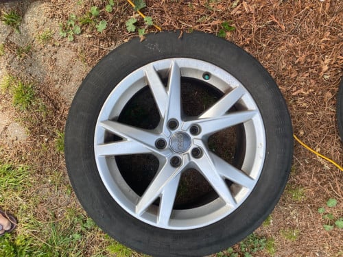 Audi velgen 17 inch met zomerbanden