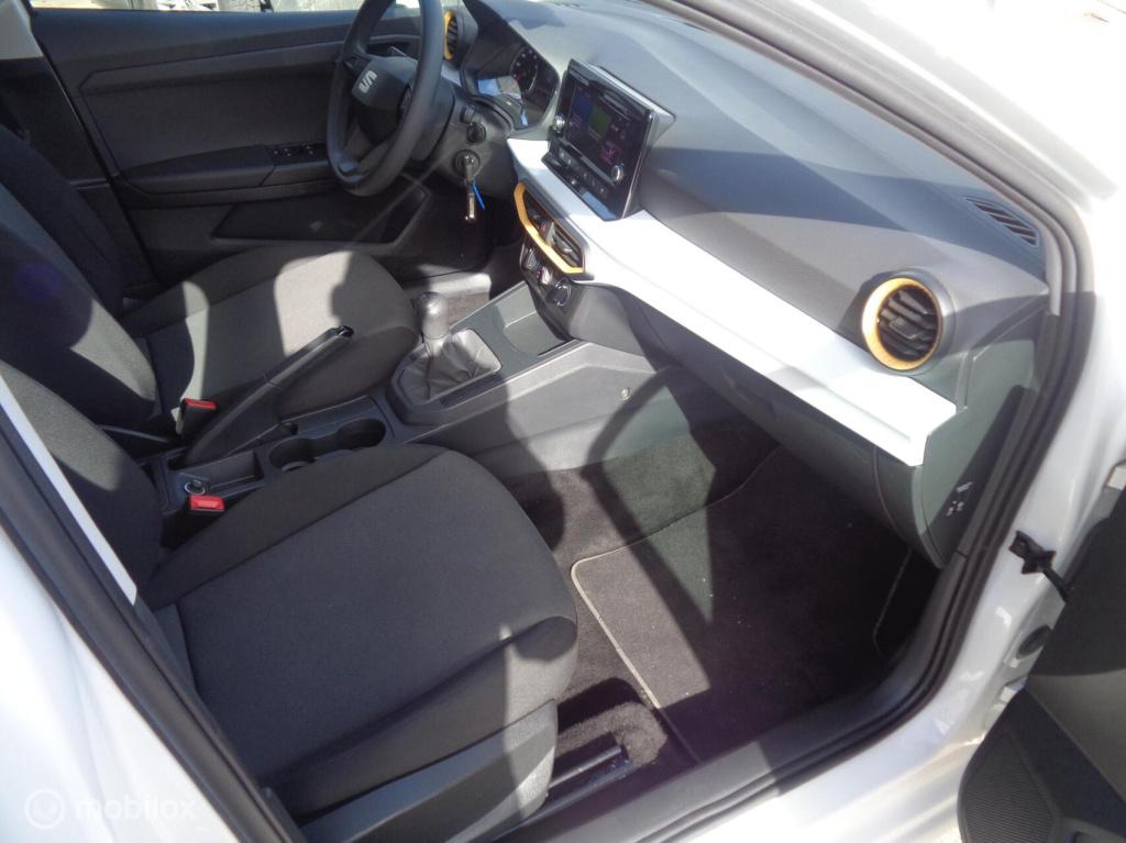 Seat Ibiza 1.0 mpi reference//airco/led/pdc/carplay/lm velgen/1st eig/slech