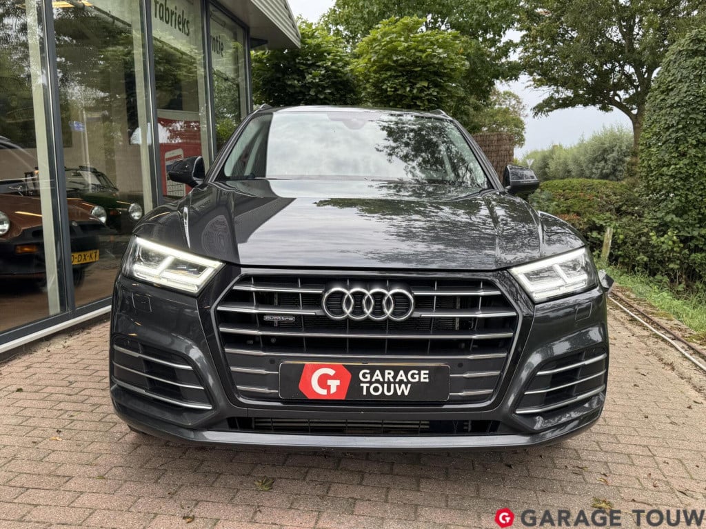 Audi Q5 55 tfsie quattro competition *hud, trekhaak, luchtv*