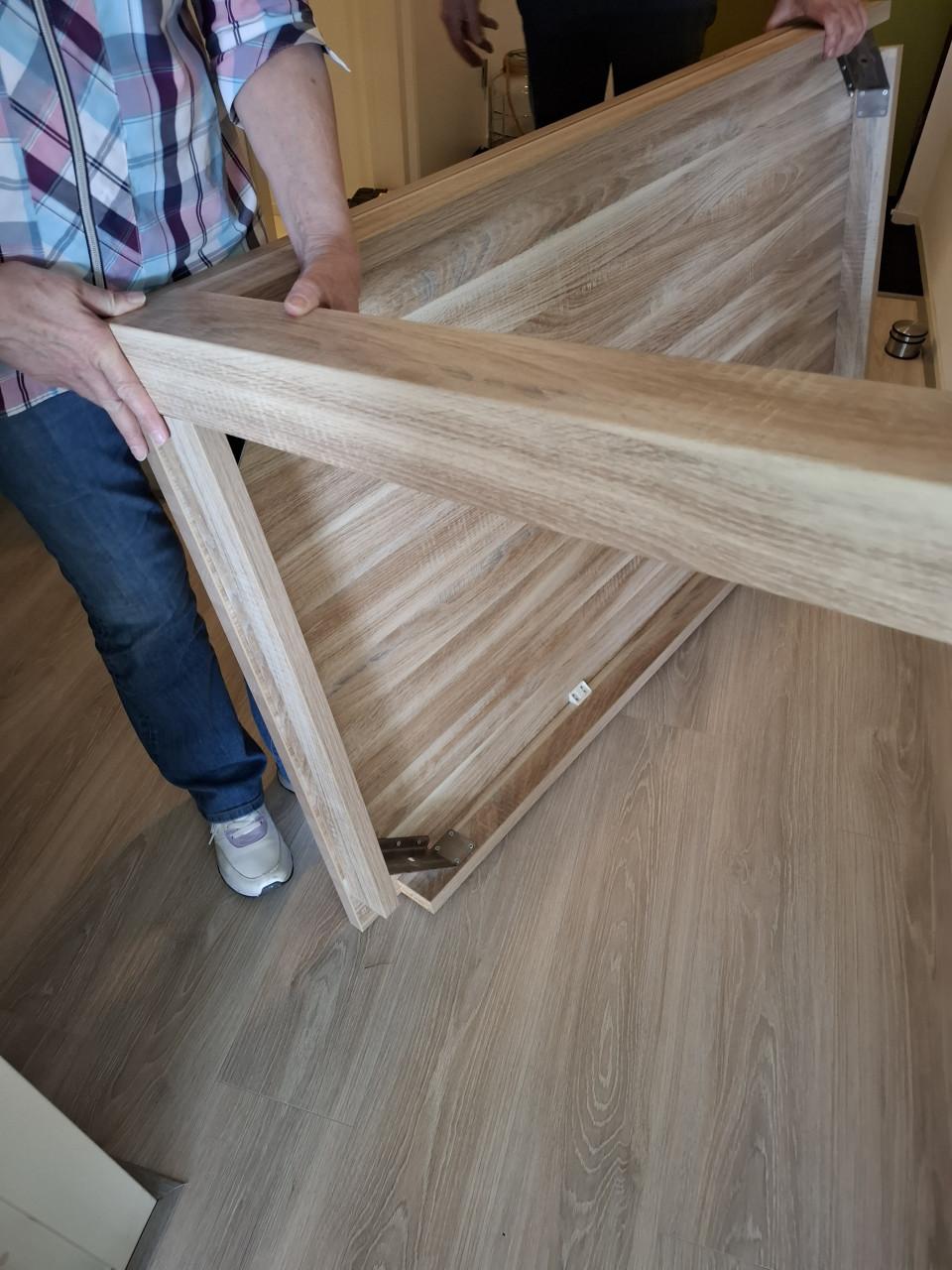 Eettafel , TV kastje en salontafel