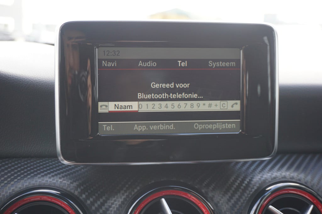 Mercedes-Benz A-Klasse 250 sport airco / navi / carplay / stoelverw. / crui