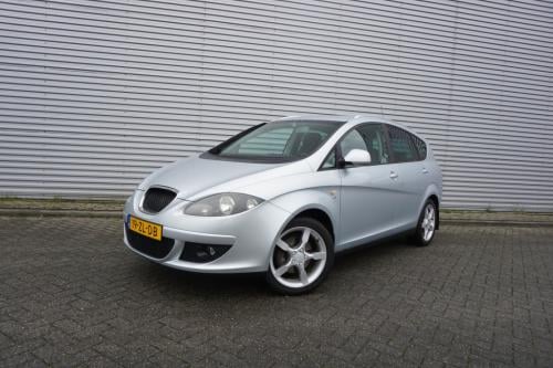 Seat Altea Xl 1.8 tfsi stylance airco / cruise / elektr. ramen / parkeers. 