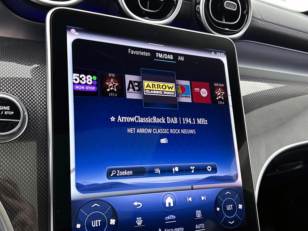 Mercedes-Benz Glc coupé 300 e 4matic amg | trekhaak | panoramadak | alarm |