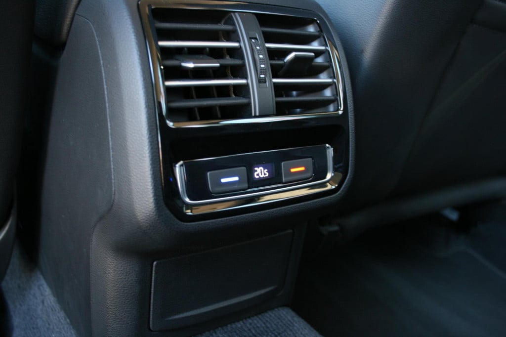 Volkswagen Passat variant 1.4 tsi act highline