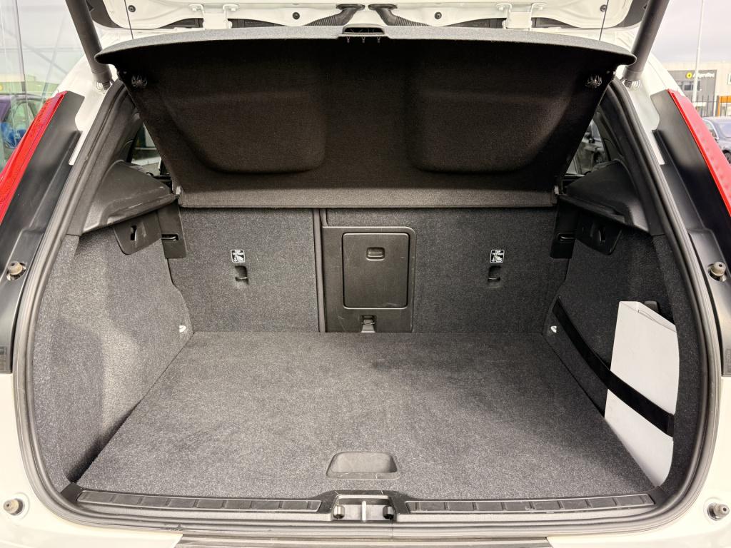 Volvo XC40 1.5 t3 | pano | navi | acc | achteruitrijcamera | stoelverwarmin