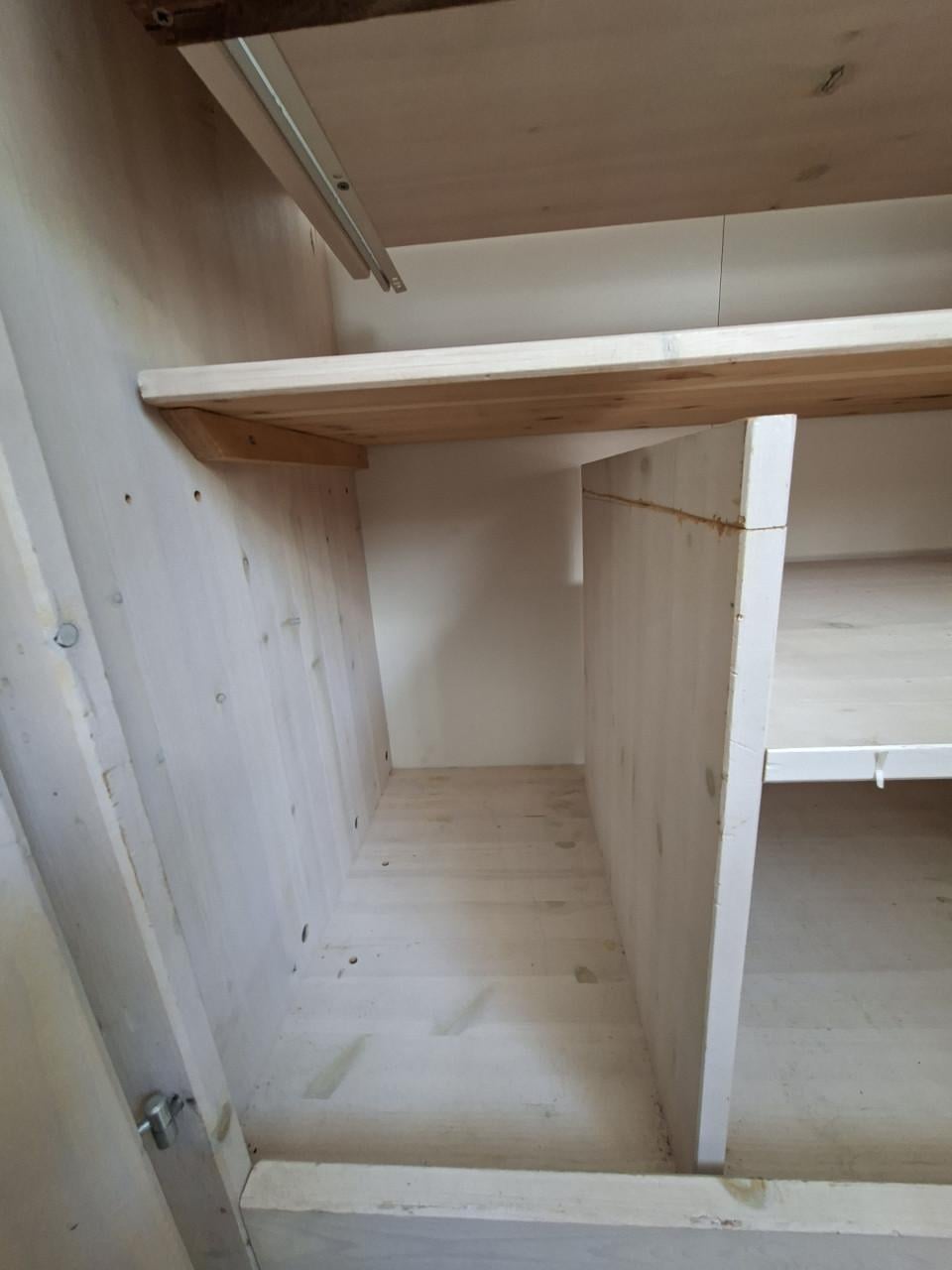 Hoge kast