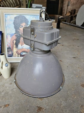 Industrieel uitziende lampen