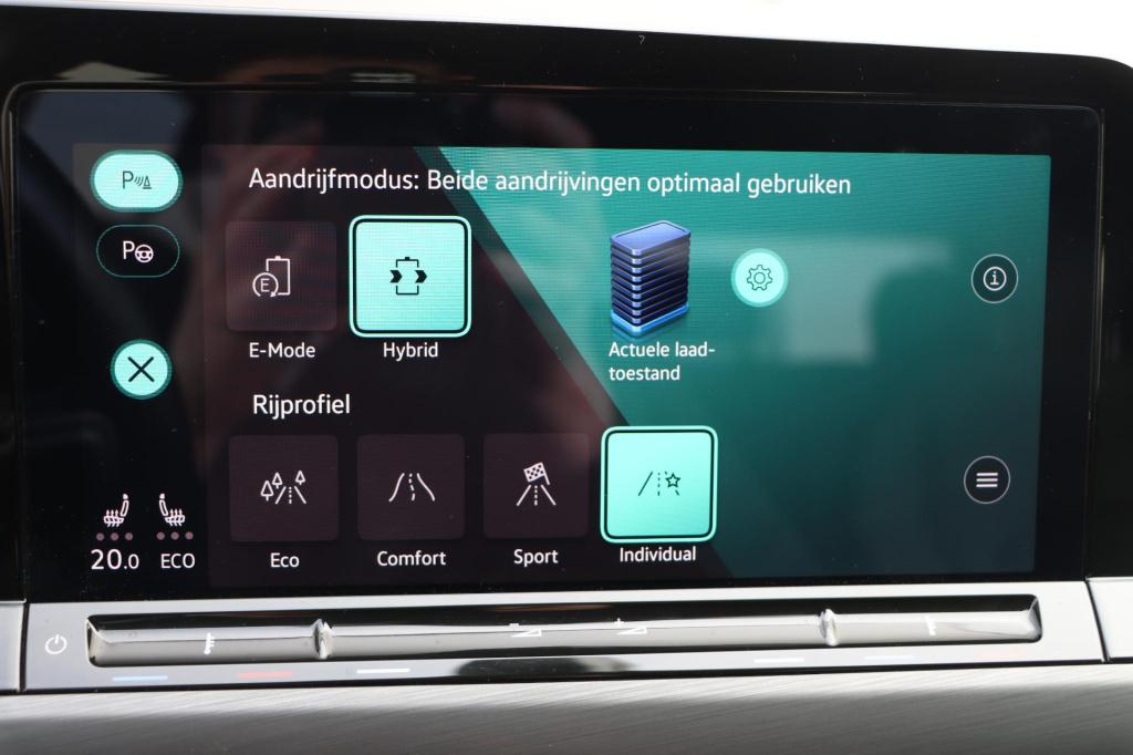 Volkswagen Golf 1.4 ehybrid style 204pk dsg6 | soh 89,8% |