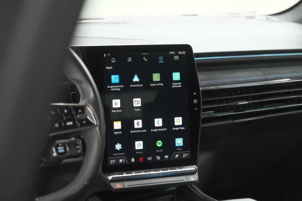 Renault Austral 1.2 e-tech full hybrid 200 iconic esprit alpine | 4 control