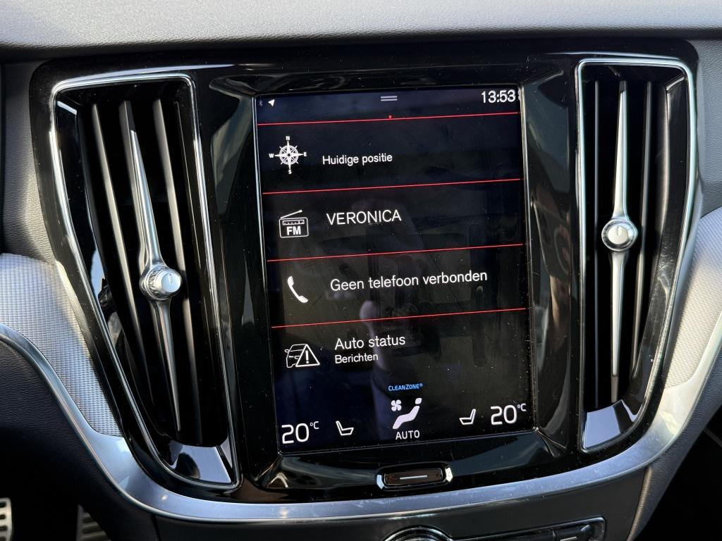 Volvo V60 t6 340pk recharge r-design| panodak| adap.cruise| 360camera| awd