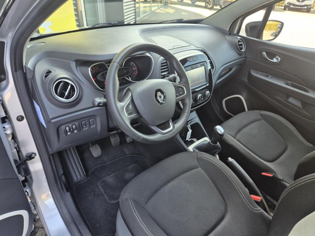 Renault Captur tce 90 limited trekhaak, p-sensoren, navigatie, bluetooth