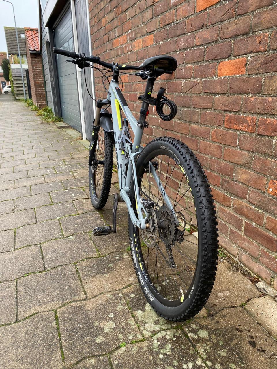 Cube Stereo 120 Pro 29er 2018 Grey/Yellow