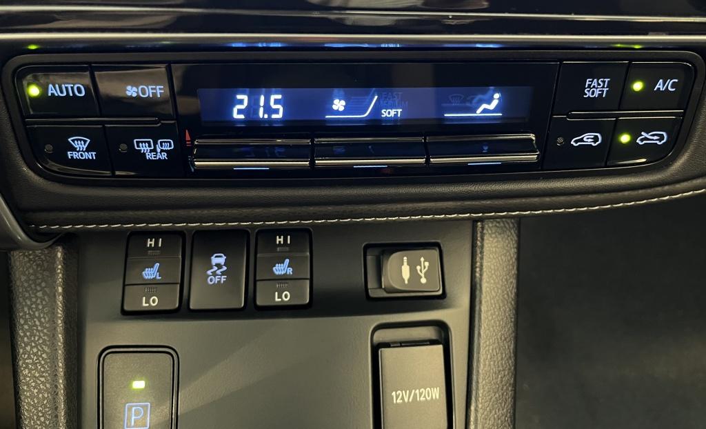 Toyota Auris touring sports 1.8 hybr. aspiration