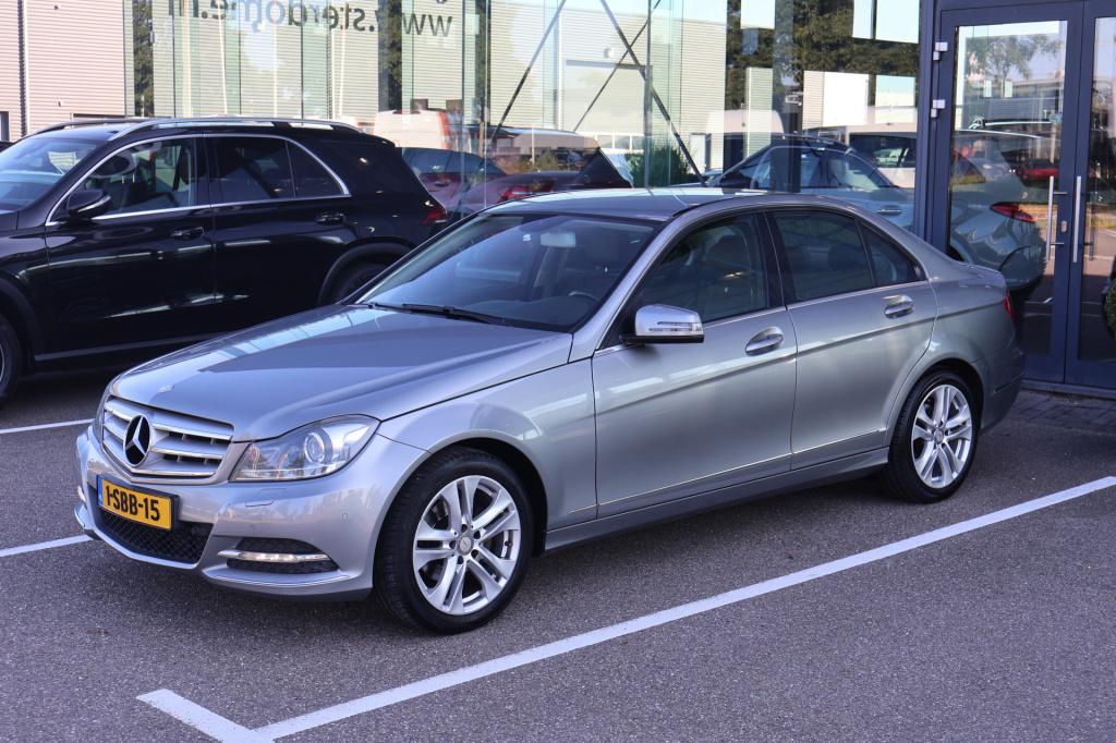 Mercedes-Benz C-Klasse 180 prestige avantgarde i trekhaak i lederen bekledi