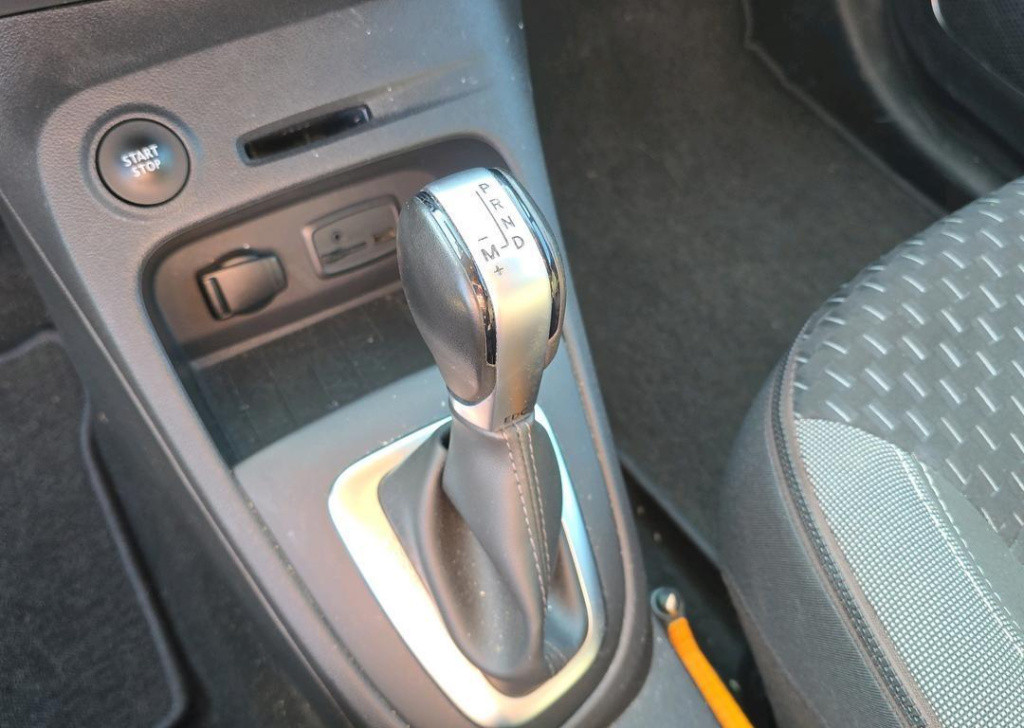 Renault Captur 1.2 tce 120 edc intens