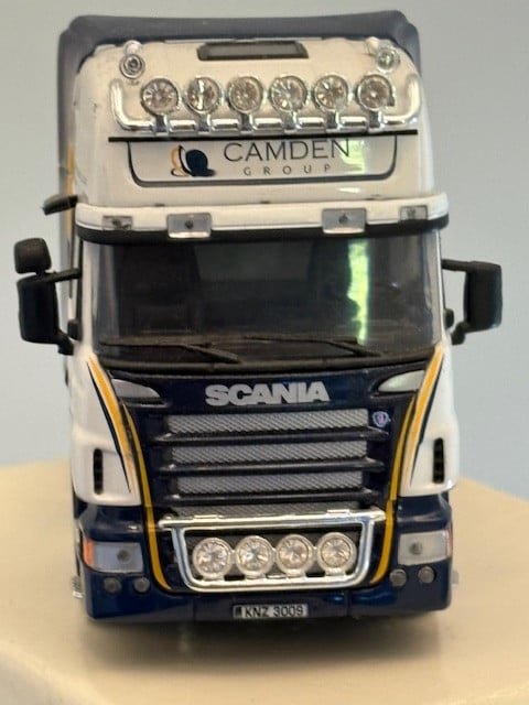 Model Scania R-serie vrachtauto met trailer schaal 1:50