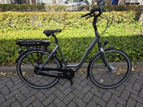 Keurig nette Popal elektrische fiets