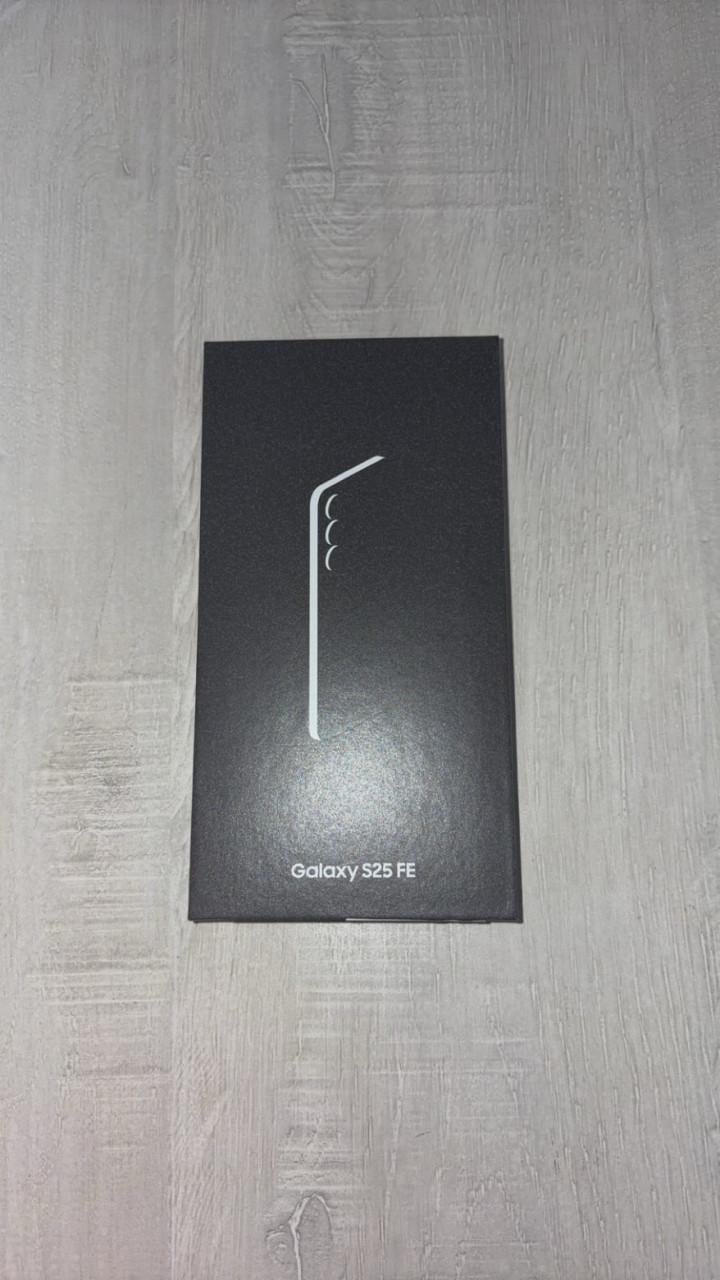 Samsung Galaxy S25 FE (128gb) jetblack gesealed