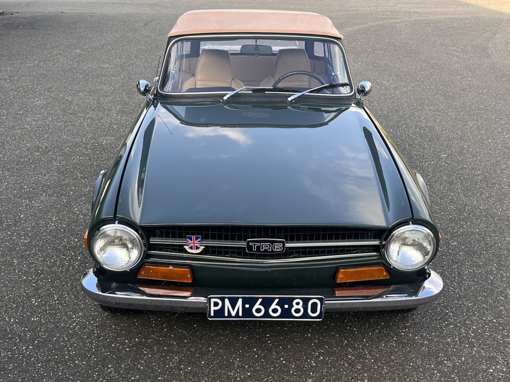 Triumph TR6 soft top
