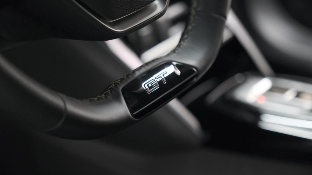 Peugeot 2008 puretech 130 eat8 gt | 360 camera | adaptieve cruise control |
