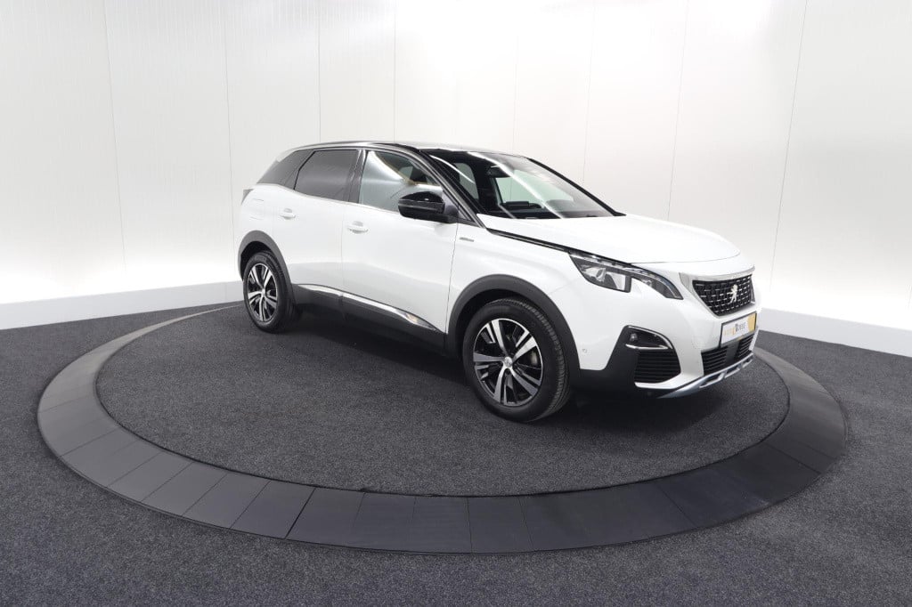 Peugeot 3008 puretech 130 gt-line | camera | dodehoekdetectie | navigatie |