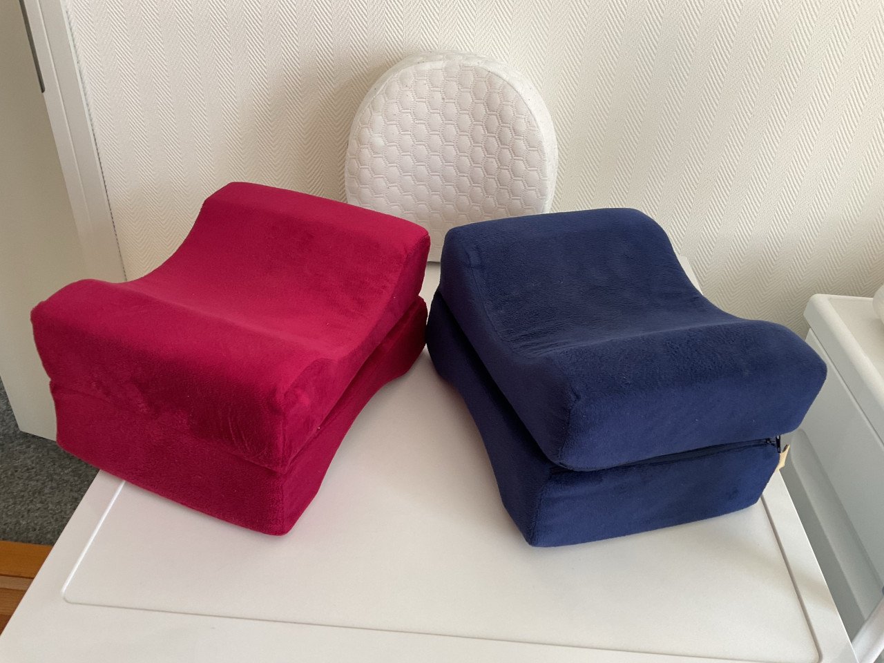 Drie kniekussens