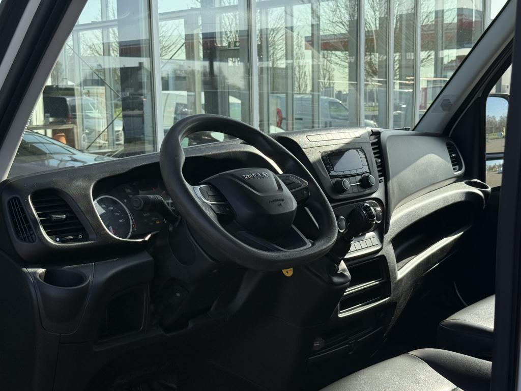 Iveco Daily 35c16 2.3 300 kipper | dubbellucht | trekhaak | leder | opbergk