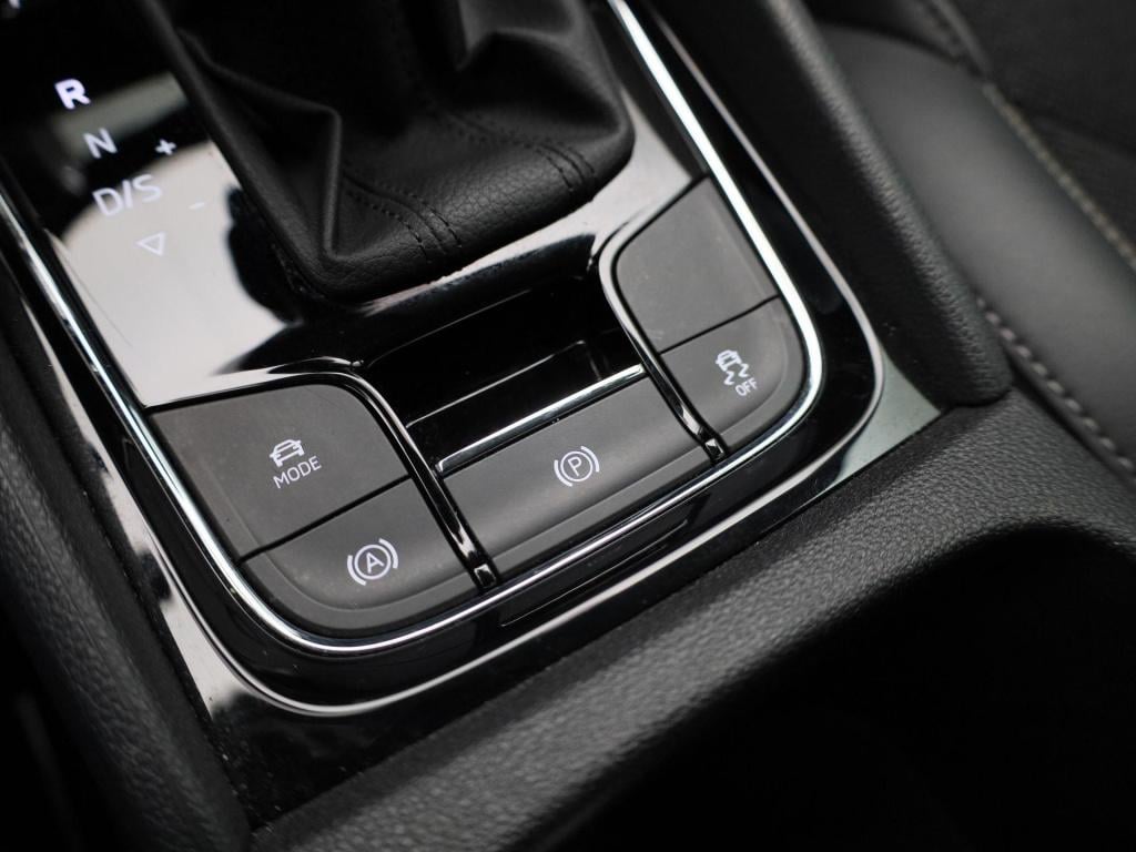 Skoda Kodiaq 1.5 tsi business edition | automaat | trekhaak | navigatie | a