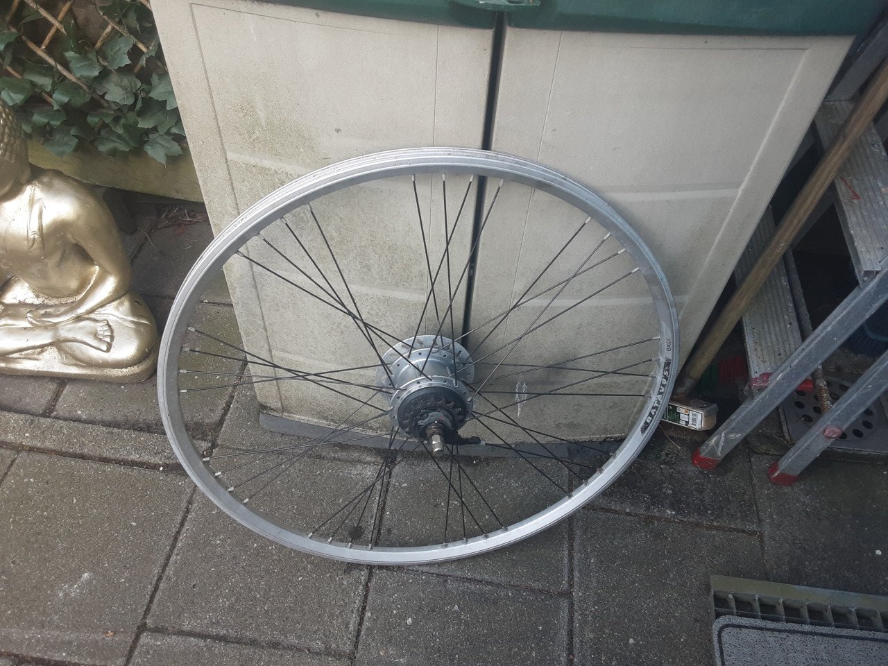 Batavus 28 inch nexus achterwiel, 8 speed,rollerbrake rem