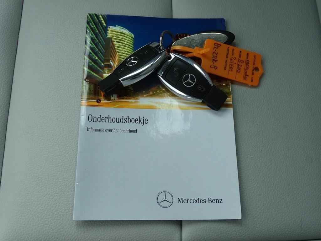 Mercedes-Benz B-Klasse 200 ambition automaat | leder | navi