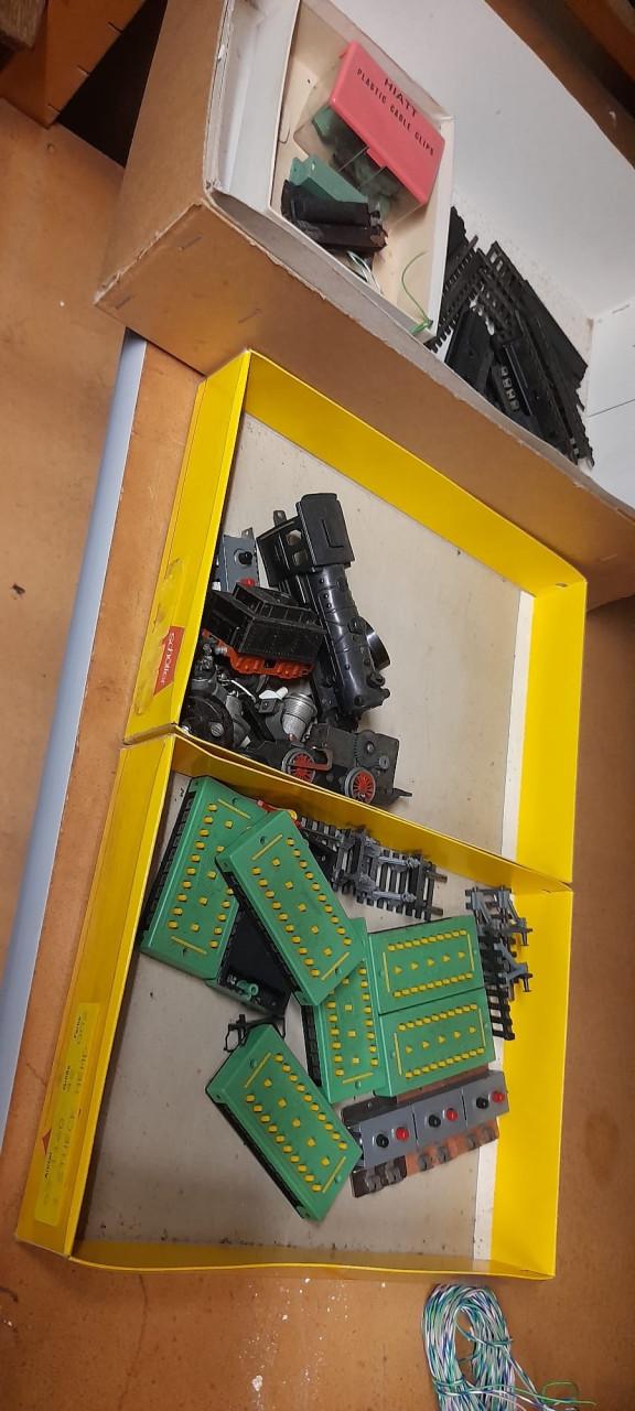 🚂 Grote modeltrein baan + veel rails & accessoires – compleet pakket!