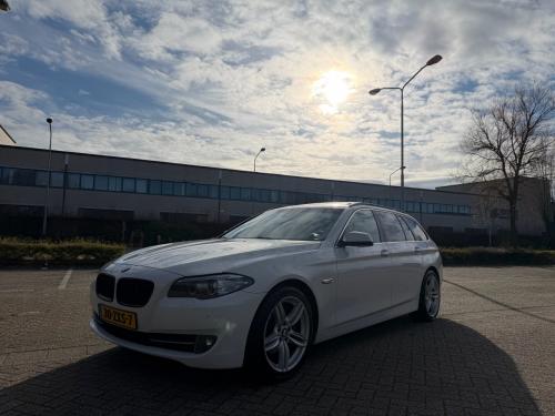 BMW 523i 3.0 6-Cilinder High Executive | Apk | Navi | Cruise | Pdc