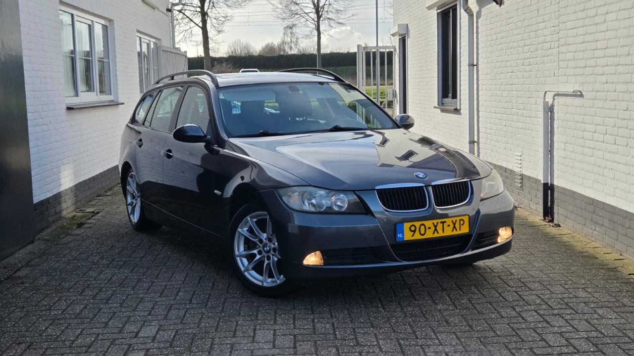 320i High Executive | 183.556 | Climat Control  Panoramadak | Stoelverwarm