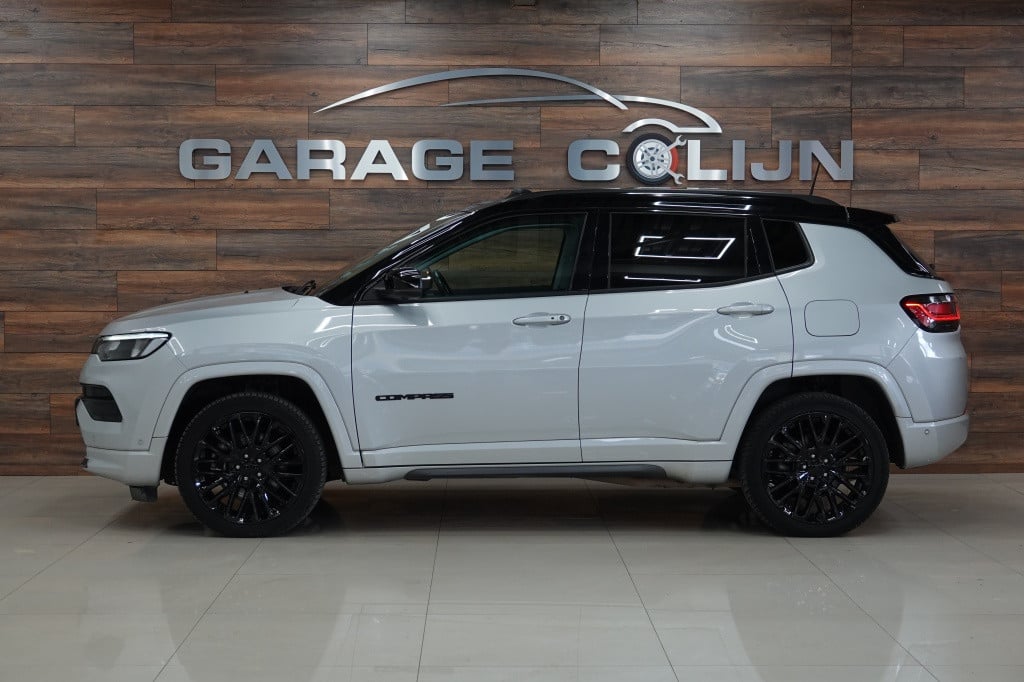 Jeep Compass 4xe 240 | pano | acc | led | 360' camera |