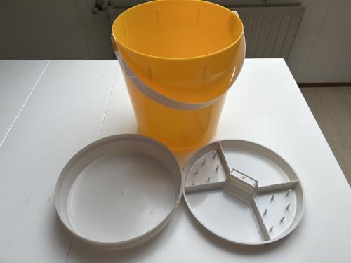 Retro/vintage naaidoos.  van Sunlight,