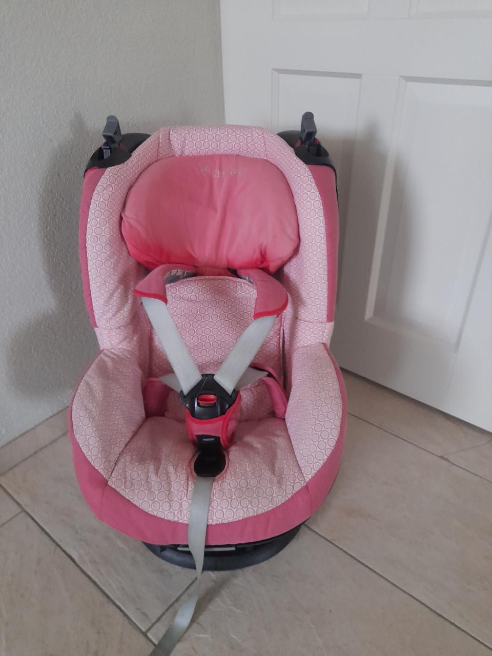 Beschrijving Maxi cosi autostoel 9 /18 kg (in goede schone staat )