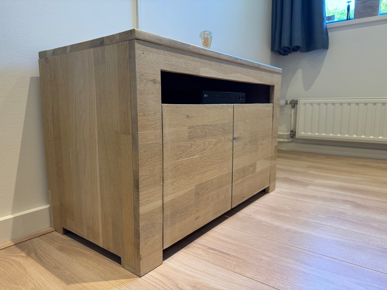 Eikenhouten tv-meubel - White wash