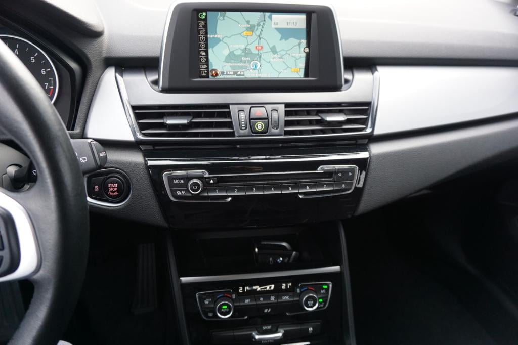 BMW 2-serie active tourer 218i centennial executive climate / navi / cruise