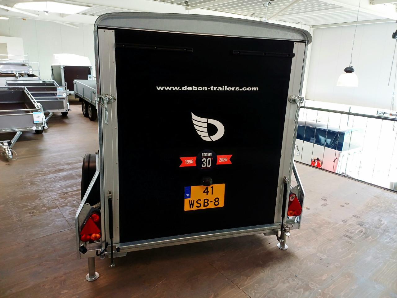 Debon Cargo 1300 300x155x168