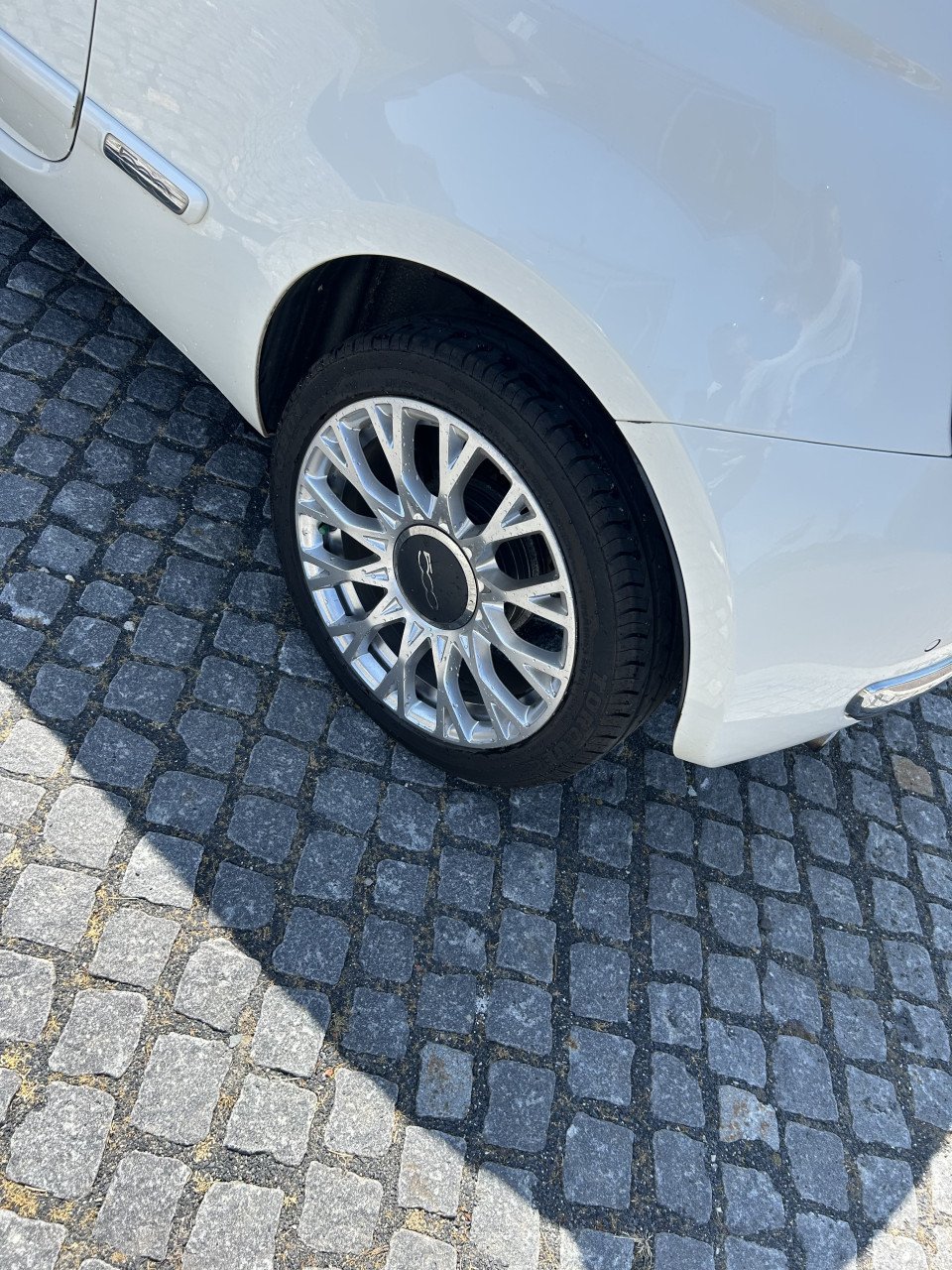 Fiat 500c  cabrio 0.9 twinair rock millions edition