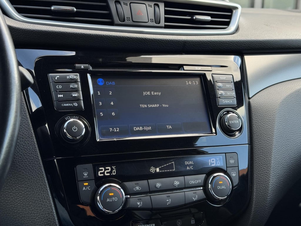 Nissan Qashqai 1.2 tekna + trekhaak, bose audio + nappa leder