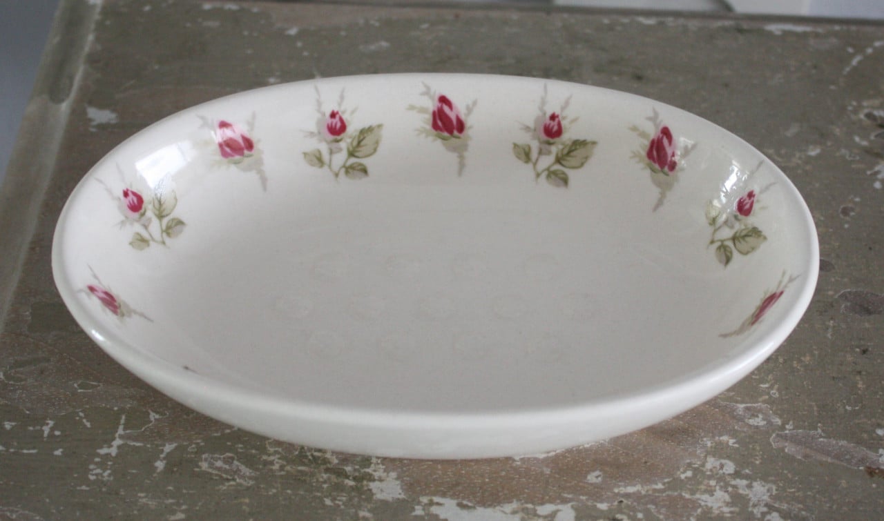 Zeepbakje met rozen