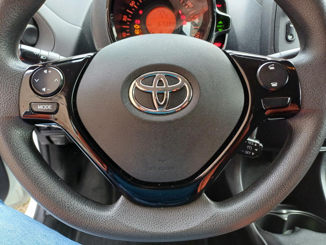 Mooie Toyota Ayco 1.0 VTT-i x-fun uit 2018 met maar 68.000 km