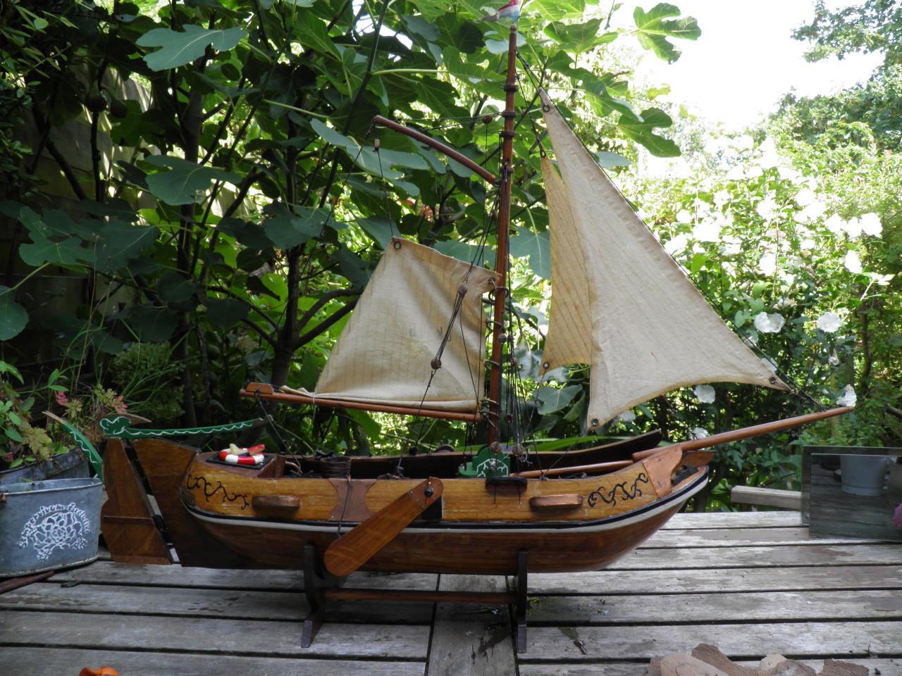 Houten vissersboot, model, handgemaakt
